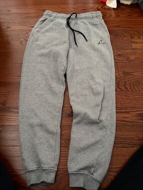 Jordan Gray Sweatpants with Black Drawstring and Jumpman